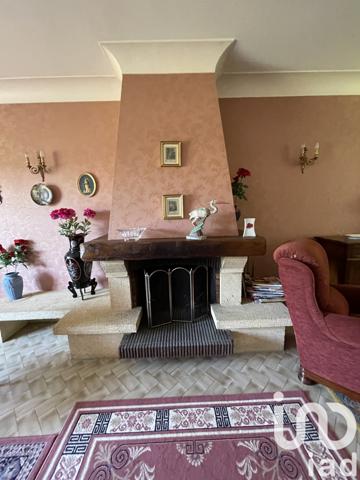 Maison à vendre 8 pièces 257 m² Peyrat-le-Château