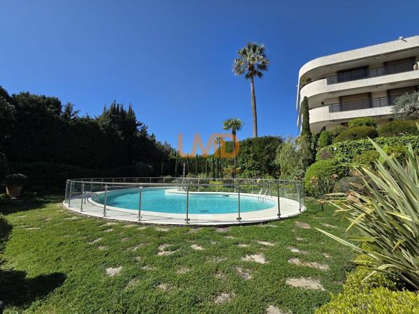 Cannes Croix-des-Gardes – Studio avec terrasse vue mer