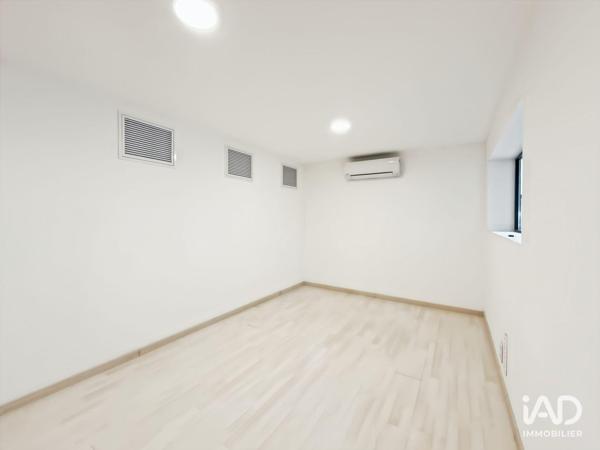Location bureaux 320 m² Bagnols-sur-Cèze