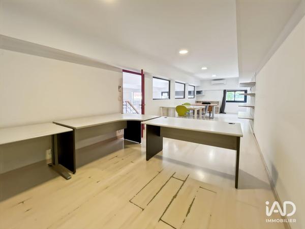 Location bureaux 320 m² Bagnols-sur-Cèze