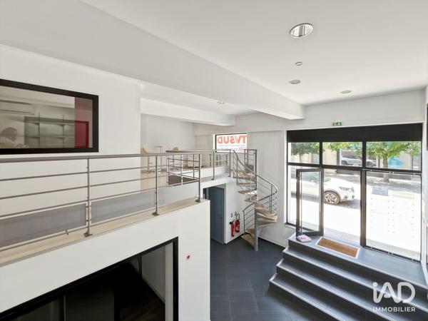Location bureaux 320 m² Bagnols-sur-Cèze