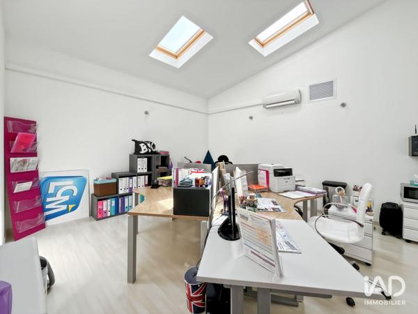 Location bureaux 320 m² Bagnols-sur-Cèze