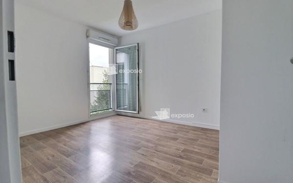 Appartement à vendre    2 pièces • 46,09 m2 Aubervilliers