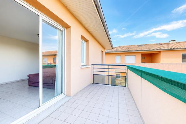 T2 avec balcon et 2 places de parking - Idéal premier achat ou investissement - Lavaur 