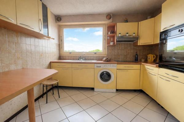 APPARTEMENT T4 AU COEUR DU BOUSCAT