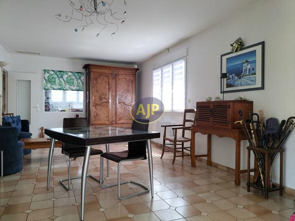 Vente maison Tonnay Charente : 319 900 € - AJP Immobilier Rochefort