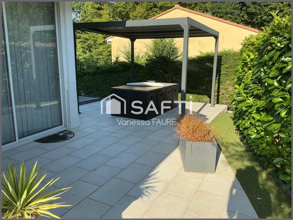 Magnifique Maison Familiale de 155 m² avec Piscine, Panneaux Solaires & Garages – Artigues-près-Bordeaux