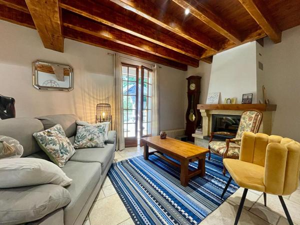 Villa de plain-pied 126 m² avec appartement à Deaux