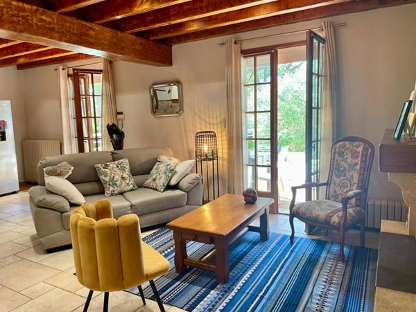 Villa de plain-pied 126 m² avec appartement à Deaux