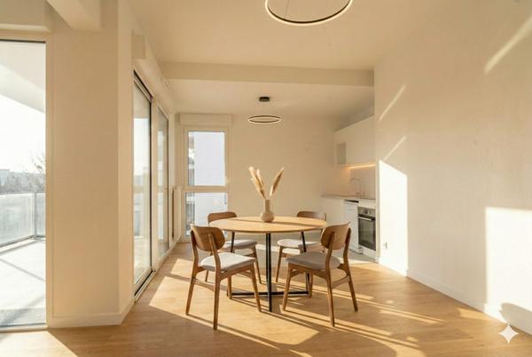 Appartement T4 - Triple exposition - Terrasse - Parking - Livré