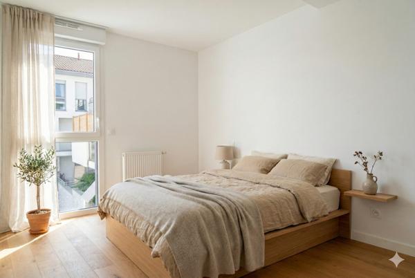 Appartement T4 - Triple exposition - Terrasse - Parking - Livré
