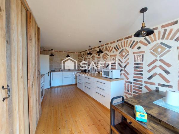 Montagnac - Maison de Caractère - 5 Pièces 140 m²