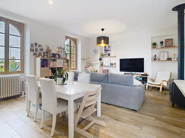 Maison en pierre à vendre sur Tillières
