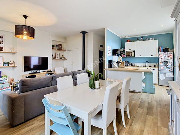 Maison en pierre à vendre sur Tillières