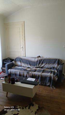Appartement à louer Saint Jean D Angely : 3 pièces, 72m² avec 2 chambre(s) à 575€ - AJP Immobilier Saintes