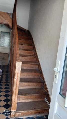 Appartement à louer Saint Jean D Angely : 3 pièces, 72m² avec 2 chambre(s) à 575€ - AJP Immobilier Saintes