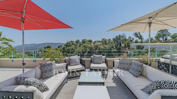 Exclusivité - Appartement duplex vue mer