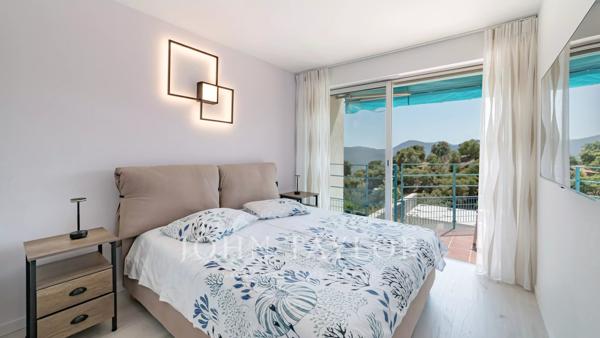 Exclusivité - Appartement duplex vue mer