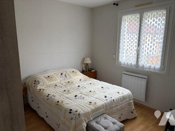 Une maison d'habitation.