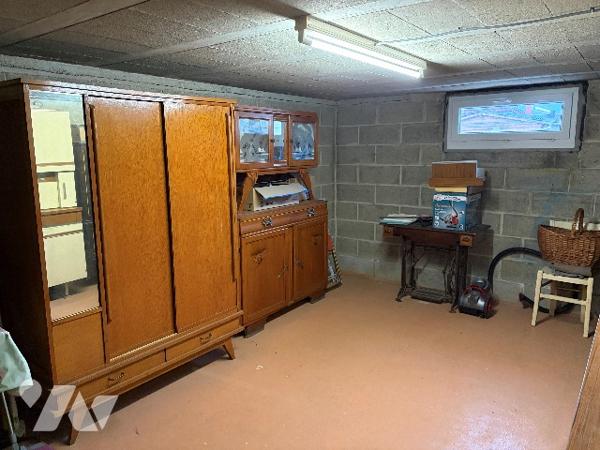 Une maison d'habitation.