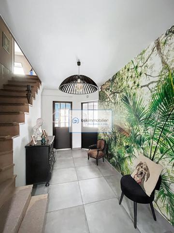 Maison traditionnelle de 345 m²