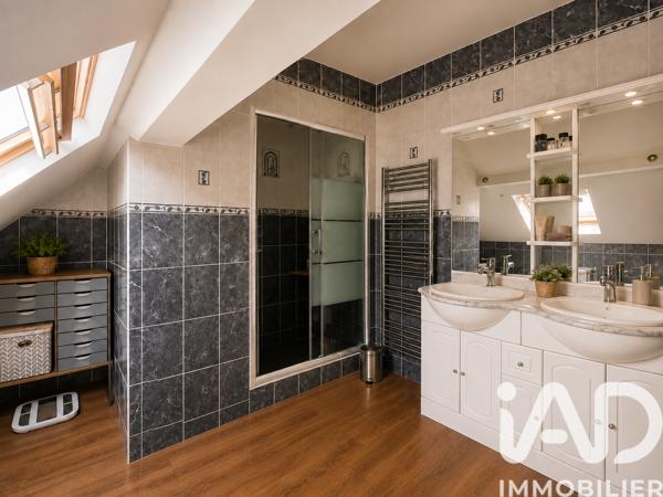 Maison à vendre 5 pièces 93 m² Montfermeil
