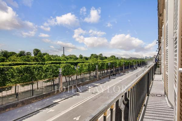Appartement unique à Paris avec vues sur le Louvre et la Tour Eiffel