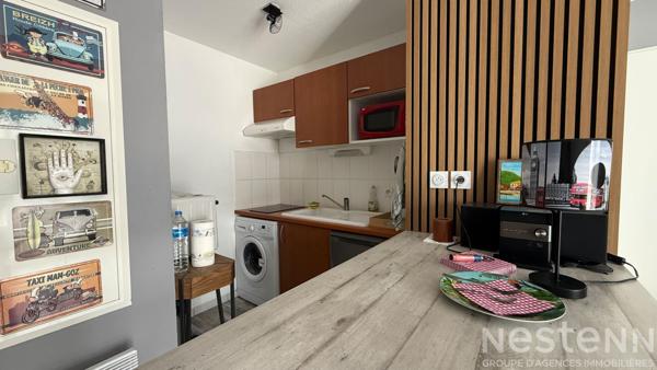 SEULEMENT CHEZ NESTENN ? Appartement T2 sans travaux, avec balcon, parking et résidence sécurisée