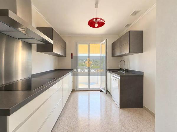 Vente                                                      Maison
                        
                     4 pièces                      73 m2                     à Apt