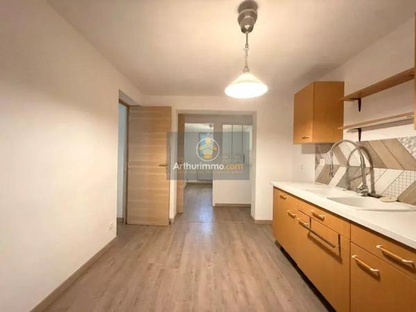 Vente                                                      Maison
                        
                     4 pièces                      73 m2                     à Apt