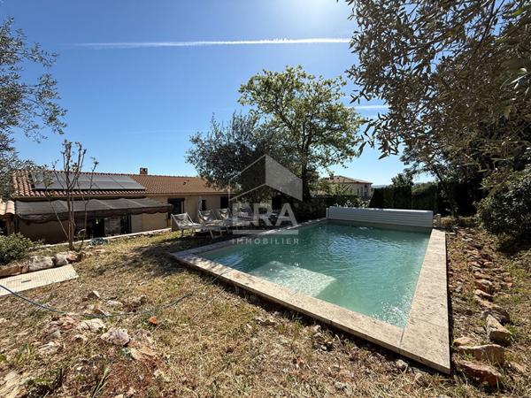 A VENDRE 83470 SAINT MAXIMIN LA SAINTE BAUME MAISON PLAIN PIED DE 95 M² SUR 588 M² DE JARDIN PISCINE