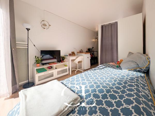 Aix-en-Provence (13090) Studio meublé lumineux avec parking