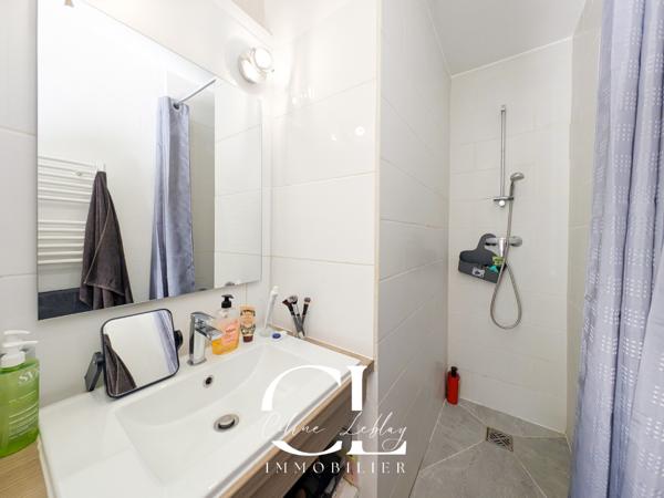 Aix-en-Provence (13090) Studio meublé lumineux avec parking