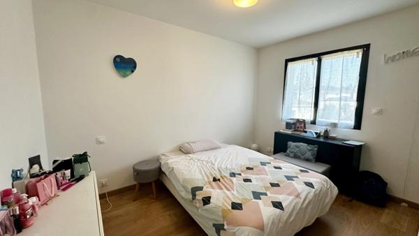 Maison à vendre 5 pièces SAINT JEAN D'ILLAC (33)