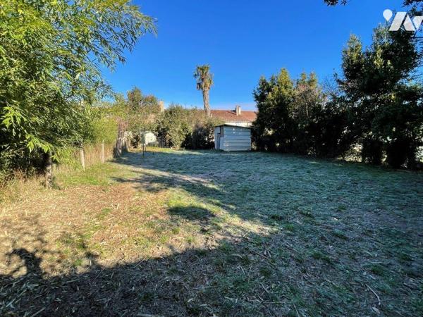 MIELAN (Gers) Maison de village proche tous commerces à pied sur 448m².