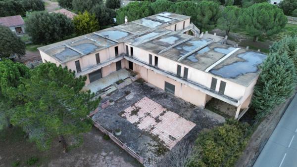 À Vendre à Moltifao (Haute Corse) : “Ancien Hôtel" de 1 500 m2 - Projet de Rénovation