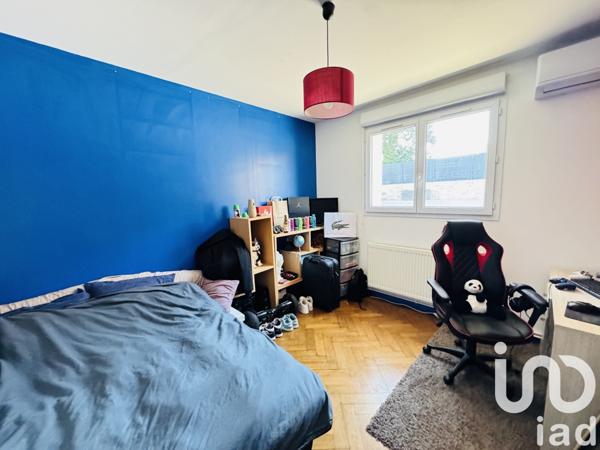 Maison 6 pièces de 150 m² à Sin-le-Noble (59450)