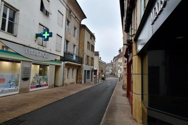 À vendre Immeuble de rapport au cœur de Marcigny (71) – Rentabilité 11,80 %.