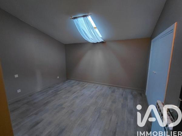 Location appartement 3 pièces 73 m² Sain-Bel