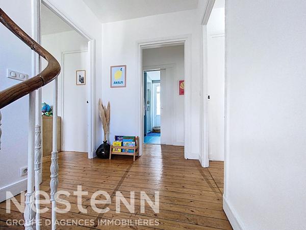 Grande Maison de ville à vendre à Quimperlé - 8 pièces, 6 chambres