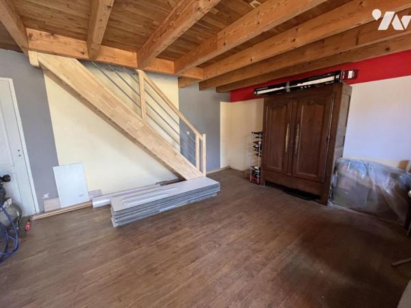 HENON - dépendances à Rénover