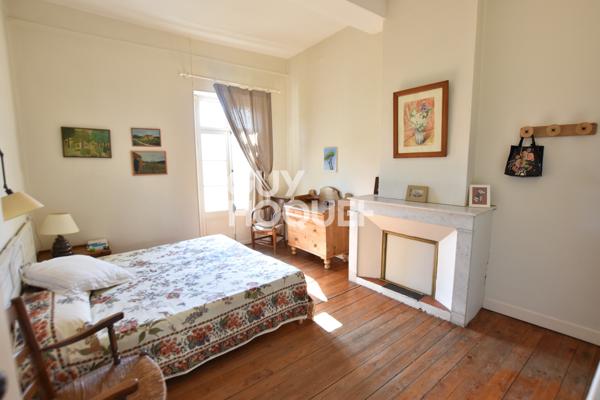 MAISON CENTRE-VILLE AVEC JARDIN