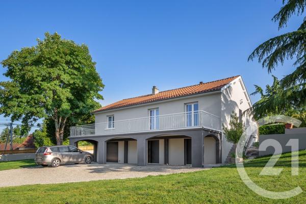 Maison à vendre  30 pièces - 695 m2 PERIGUEUX - 24