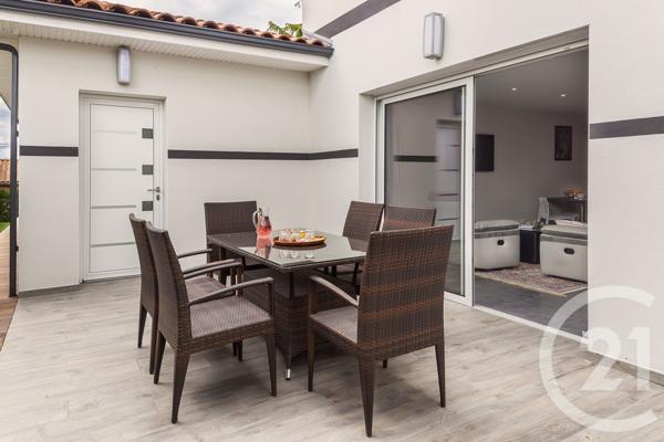 Maison à vendre  30 pièces - 695 m2 PERIGUEUX - 24