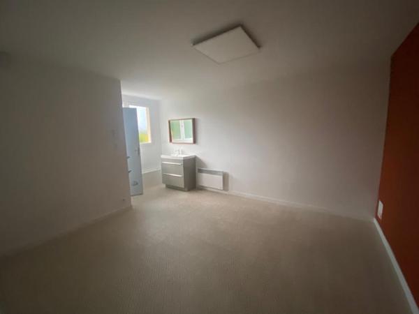 EXCLUSIVITE Maison de 5 pièces avec dépendance/ local d'activité de 3 pièces de 55 m2