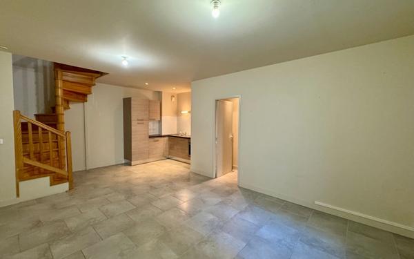 Appartement à vendre    2 pièces • 57,70 m2 Pézenas