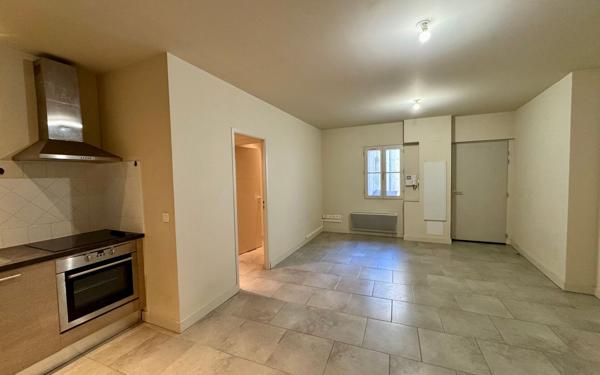 Appartement à vendre    2 pièces • 57,70 m2 Pézenas