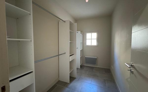 Appartement à vendre    2 pièces • 57,70 m2 Pézenas