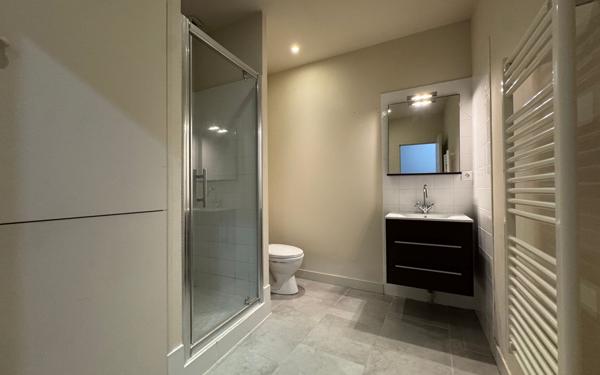 Appartement à vendre    2 pièces • 57,70 m2 Pézenas