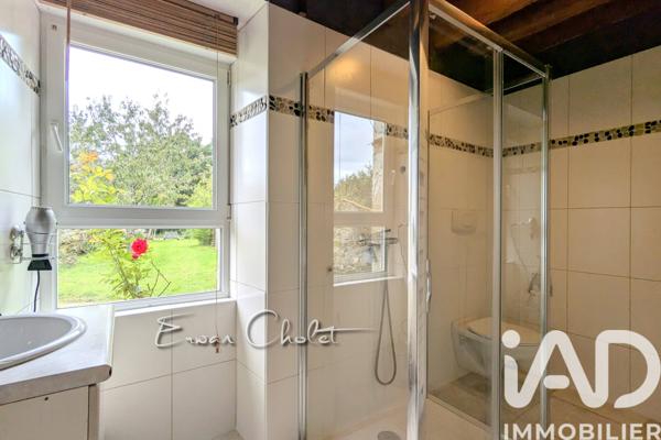 Maison à vendre 8 pièces 190 m² Saint-Étienne-de-Montluc